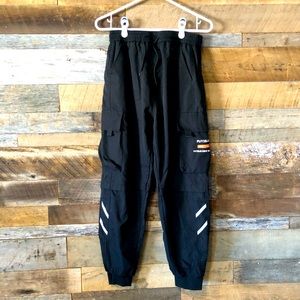 ROMWE Fuyiqjo Joggers, Black and White with elastic waistband